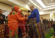 Lima Balon Gubernur Sultra Berkumpul di Acara Pengukuhan BPW KKSS Lima Balon Gubernur Sultra Berkumpul di Acara Pengukuhan BPW KKSS