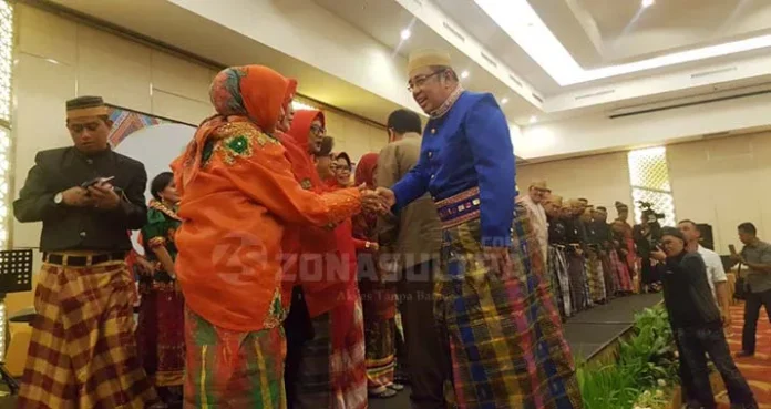 balon_gubernur Lima Balon Gubernur Sultra Berkumpul di Acara Pengukuhan BPW KKSS