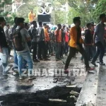 Mahasiswa UHO Berdemo, Menuntut Penghapusan Uang Pangkal Mahasiswa UHO Berdemo, Menuntut Penghapusan Uang Pangkal