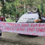 Diduga Plagiat Karya Ilmiah, Rektor Terpilih UHO Didemo Diduga Plagiat Karya Ilmiah, Rektor Terpilih UHO Didemo