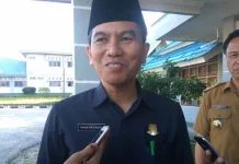 Ketua DPRD Konsel : Ridwan Bae Harga Mati Ketua DPRD Kabupaten Konawe Selatan (Konsel) Sulawesi Tenggara (Sultra) Irham Kalenggo