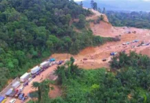 Bupati Konut Laporkan Kerusakan Jalan Morosi ke Presiden RI Bupati Konut Laporkan Kerusakan Jalan Morosi ke Presiden RI