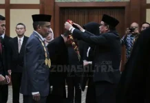 Dilantik Menristek, Zamrun Resmi Pimpin UHO Dilantik Menristek, Zamrun Resmi Pimpin UHO