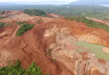 Mencemaskan Degradasi Lingkungan di Molawe Akibat Aktivitas Tambang Nikel Mencemaskan Degradasi Lingkungan di Molawe Akibat Aktivitas Tambang Nikel