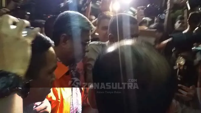 7 Jam Diperiksa, KPK Tahan Gubernur Sultra