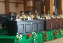 Banyak Kades Diduga Selewengkan DD, Ruksamin : Hanya 10 Persen Kades di Konut Bertahan Banyak Kades Diduga Selewengkan DD, Ruksamin : Hanya 10 Persen Kades di Konut Bertahan