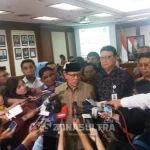 Terima SK Plt Gubernur Sultra, Saleh Lasata Konsultasi Pelantikan Bupati Buton Terima SK Plt Gubernur Sultra, Saleh Lasata Konsultasi Pelantikan Bupati Buton