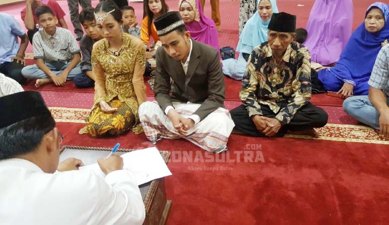 Tersandung Kasus Narkoba, Pria Ini Dinikahkan di Masjid Polda Sultra