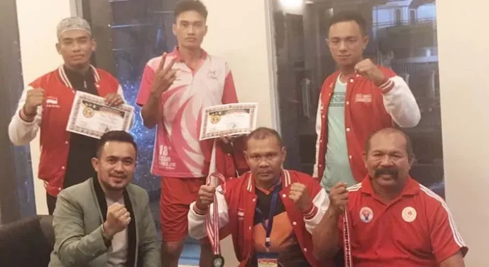 tinju_perak Ditaklukkan Petinju Asal Kepri, Jaya L Goga Bawa Pulang Medali Perak