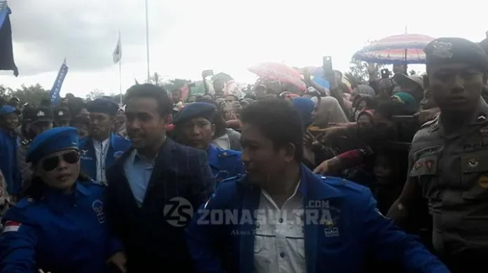 acara_demokrat Belasan Ribu Warga Ranomeeto Antuasias Sambut Fildan dan Putri