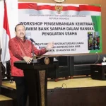 Sekretaris Kementerian Koperasi: Bank Sampah Punya Potensi Ekonomi yang Besar Sekretaris Kementerian Koperasi dan Usaha Kecil Menengah (UKM) Agus Muharram