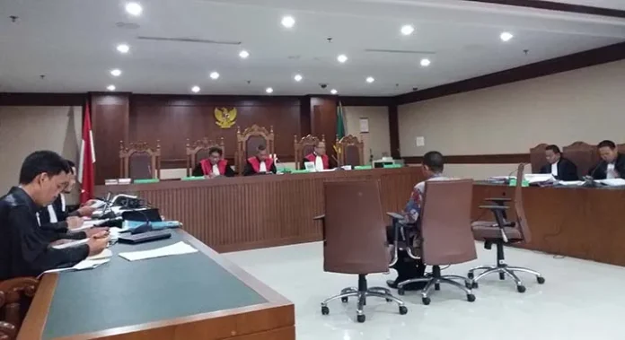 Tidak Hadir Lagi, JPU Hanya Bacakan BAP Akil Mochtar