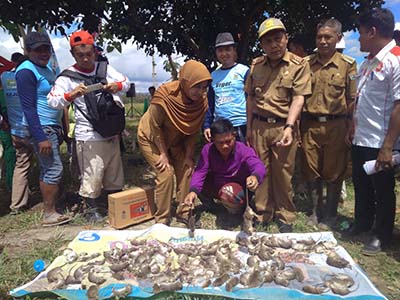 Saat Petani di Konawe Lomba Berburu Tikus