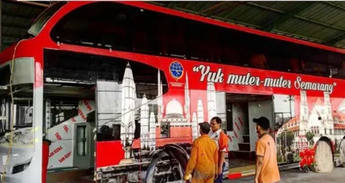 Bus Tingkat Wisata Kota Semarang