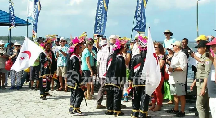 Tari Kompania Sambut Peserta Sail Wonderful Indonesia di Butur