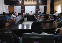 Mahasiswa Kembali Demo Tuntut Perbaikan Jalan di Butur Mahasiswa Kembali Demo Tuntut Perbaikan Jalan di Butur