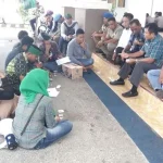 BBM Langka di Wakatobi, Mahasiswa Demo di Kantor Bupati BBM Langka di Wakatobi, Mahasiswa Demo di Kantor Bupati