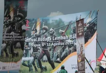 Lempar 1.359 Sege, Festival Budaya Lembah Baliem Pecahkan Dua Rekor Festival Budaya Lembah Baliem 2017