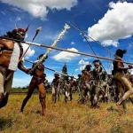 Ingin Lihat Peperangan Suku Papua? Ke Festival Lembah Baliem Aja Ingin Lihat Peperangan Suku Papua? Ke Festival Lembah Baliem Aja