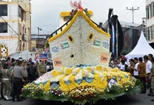 Heboh, 15 Ribu Penonton Terpukau Tomohon International Flower Festival 2017 Tomohon International Flower Festival 2017