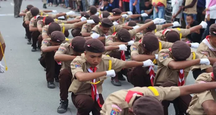 117 Barisan GJI Pelajar Meriahkan HUT RI ke 72 di Wakatobi