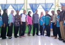 Polemik Kasek dan Guru di SMPN 1 Binongko Berakhir Damai Polemik Kasek dan Guru di SMPN 1 Binongko Berakhir Damai