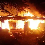 Diduga Korslet Listrik, Satu Unit Rumah di Muna Ludes Terbakar Diduga Korslet Listrik, Satu Unit Rumah di Muna Ludes Terbakar