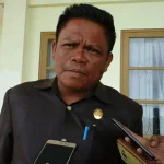 Ketua DPRD: Pelantikan Wakil Bupati Buton Desember 2018 Ketua Dewan Perwakilan Rakyat Daerah (DPRD) Kabupaten Buton Laode Rafiun