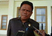 Ketua DPRD: Pelantikan Wakil Bupati Buton Desember 2018 Ketua Dewan Perwakilan Rakyat Daerah (DPRD) Kabupaten Buton Laode Rafiun