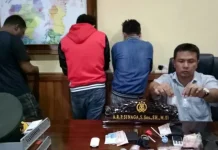 Diduga Edarkan Narkoba, 3 Warga Baubau Ditangkap Aparat Polres Muna Diduga Edarkan Narkoba, 3 Warga Baubau Ditangkap Aparat Polres Muna