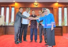 NPHD Pilgub Bawaslu dan Polda Sultra Resmi Diteken NPHD Pilgub Bawaslu dan Polda Sultra Resmi Diteken