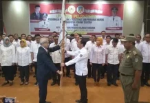 Ketua KONI Sultra Lantik Pengurus KONI Konsel Ketua KONI Sultra Lantik Pengurus KONI Konsel