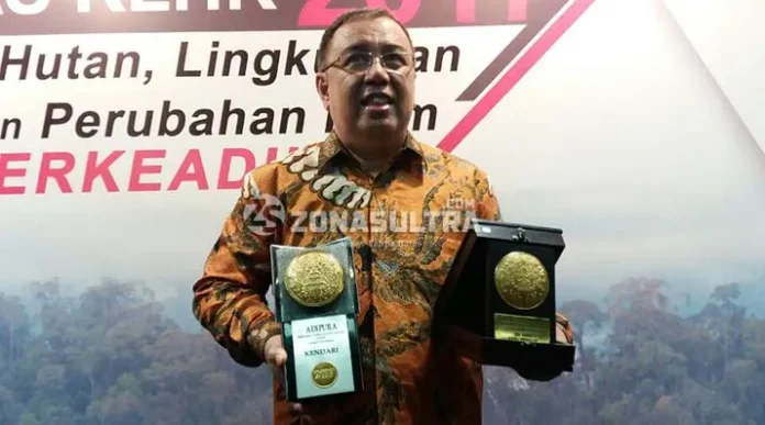 Empat Daerah di Sultra Terima Penghargaan Adipura, Asrun Dapat 3 Penghargaan