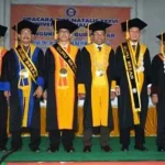 Rektor UHO Kukuhkan Dua Guru Besar Rektor UHO Kukuhkan Dua Guru Besar