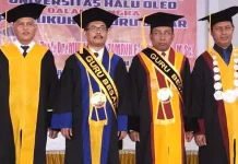 Rektor UHO Dikukuhkan Jadi Guru Besar Ilmu Fisika Rektor UHO Dikukuhkan Jadi Guru Besar Ilmu Fisika