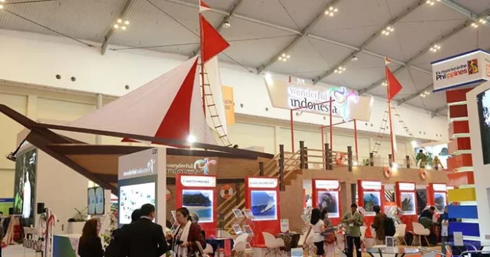 Kapal Phinisi Kemenpar Pamerkan Destinasi Diving di AIDE Sydney