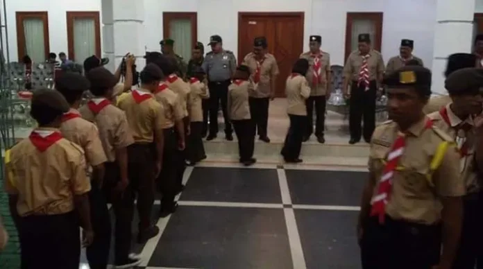 Arhawi Lepas 24 Peserta Pramuka Kwarcab Wakatobi