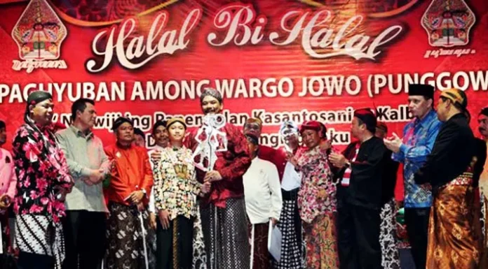 Hadirkan Suasana Mataraman di Halal Bihalal Punggowo di Batam