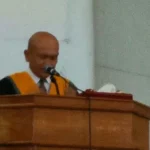 Rektor UHO Kukuhkan Guru Besar Bidang Ilmu Manajemen Pemasaran Prof. Dr. H. Rahmat Madjid, SE.,M.Si