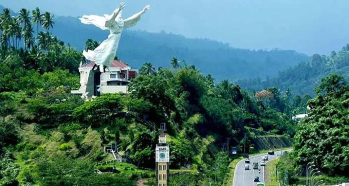 Punya Jendela Indonesia dan Boulevard Mirip Singapura, Manado Menuju Kota Pariwisata Dunia
