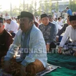 Asrun dan ADP Salat Idul Adha di Lapangan Lakidende Asrun dan ADP Salat Idul Adha di Lapangan Lakidende