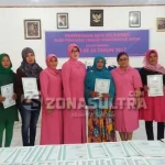 Bhayangkari Polres Muna Bagikan Akte Kelahiran Gratis ke Warga Kurang Mampu Bhayangkari Polres Muna Bagikan Akte Kelahiran Gratis ke Warga Kurang Mampu