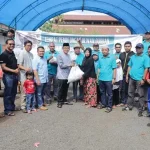 Karyawan Antam UBPN Sultra Berqurban, Salurkan 1350 Kantung Daging Sapi Karyawan Antam UBPN Sultra Berqurban, Salurkan 1350 Kantung Daging Sapi