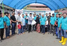 Karyawan Antam UBPN Sultra Berqurban, Salurkan 1350 Kantung Daging Sapi Karyawan Antam UBPN Sultra Berqurban, Salurkan 1350 Kantung Daging Sapi