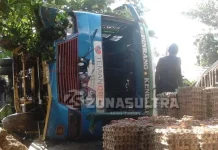 Tak Layak Operasi, Bus Rute Kendari-Makassar Terbalik di Unaaha Tak Layak Operasi, Bus Rute Kendari-Makassar Terbalik di Unaaha