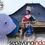 Seru! Swafoto Massal di Festival Payung Indonesia 2017 Festival Payung Indonesia 2017