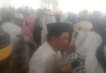 Disambut Wakil Bupati, 68 Jamaah Haji Muna Tiba dengan Selamat Disambut Wakil Bupati, 68 Jamaah Haji Muna Tiba dengan Selamat