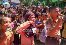 Cegah Gigi Karies, PDGI Kendari Gelar Sikat Gigi Massal Cegah Gigi Karies, PDGI Kendari Gelar Sikat Gigi Massal