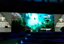Video Jawara UNWTO Award “Bintang” di Wonderful Indonesia Tourism Awards 2017 Video Jawara UNWTO Award “Bintang” di Wonderful Indonesia Tourism Awards 2017