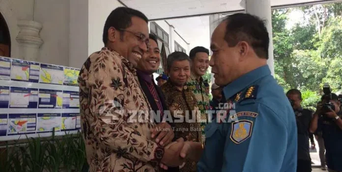 Berikan Kuliah Umum, Kasal Berharap Mahasiswa UHO Bangun Kemaritiman